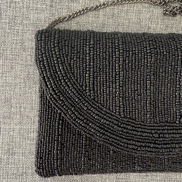 Black canvas beaded clutch - Picture 3 of 10